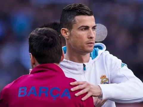 Messi lập kỷ lục, Barca không quên "cà khịa" Ronaldo