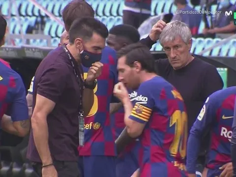 Messi "lơ đẹp" thành viên BHL, mâu thuẫn nội bộ Barca ngày một leo thang
