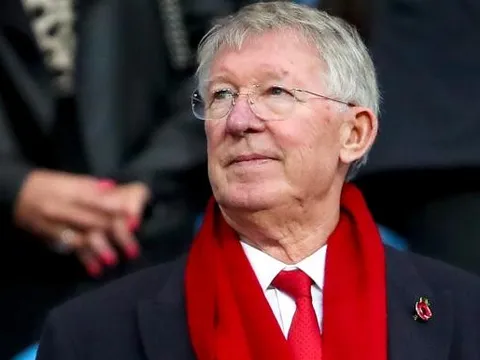 Man Utd khủng hoảng, Solskjaer tiết lộ điều Sir Alex đang làm