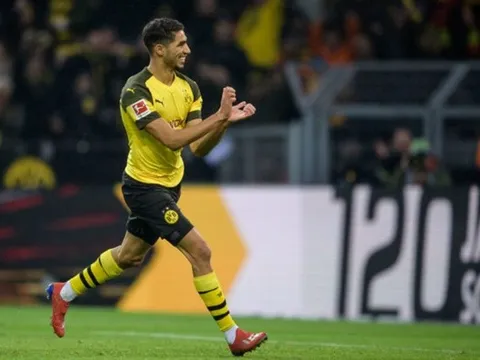 Thi đấu thăng hoa, Hakimi nhận lời khen từ đội trưởng Dortmund