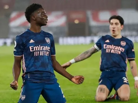 Mikel Arteta khen 'măng non' trưởng thành trước tuổi