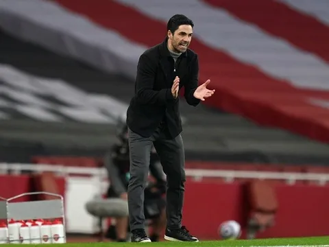 Tái đấu Benfica, Arteta chỉ ra ngôi sao 'siêu tài năng' của đối thủ