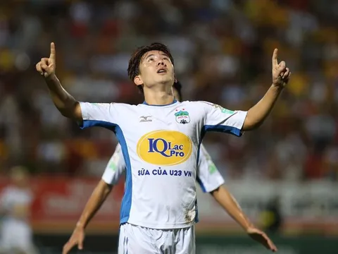 Minh Vương nổ súng, HAGL hạ SHB Đà Nẵng bằng đội hình toàn sao nội