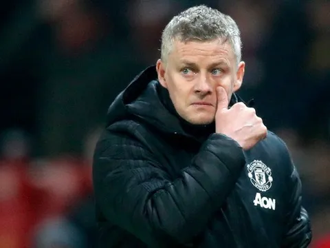 Mơ "người không phổi", M.U phải chi 450 triệu cho Gã khổng lồ?