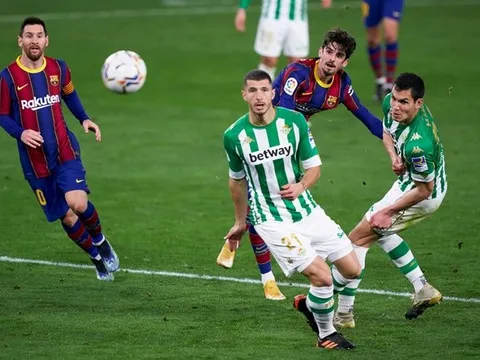 'Mở tài khoản' tại Barca, đàn em CR7 tự thưởng bằng siêu xe quá chất