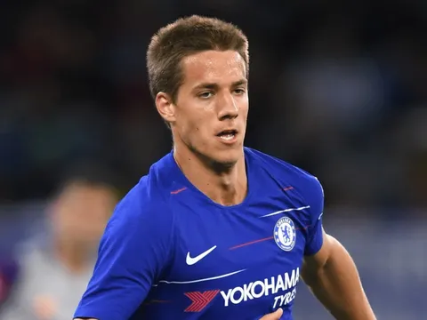 Mơ thâu tóm Sancho lẫn Chilwell, Chelsea chốt bán "cựu sao mai" với giá 13 triệu bảng