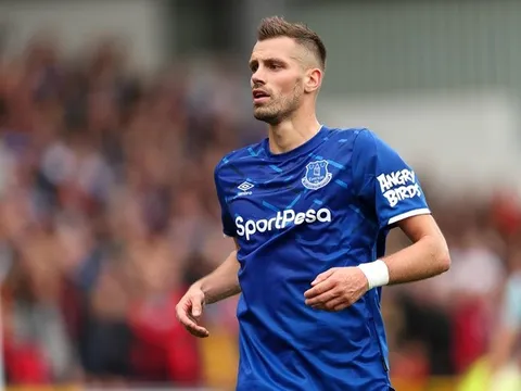 CHÍNH THỨC: 'Sao xẹt' Man Utd rời EPL, hồi hương khoác áo Nice