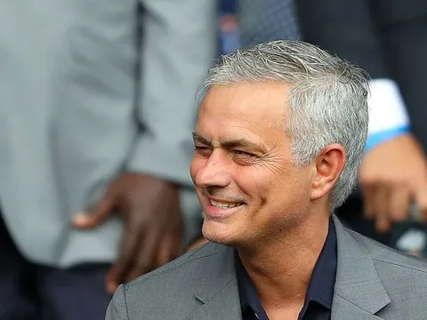 Mourinho quay trở lại Premier League