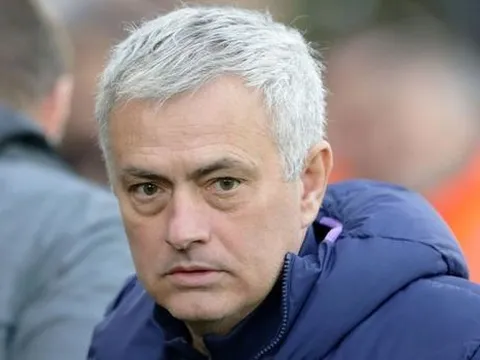 Mourinho: 'Chúng ta không nên ích kỷ, đây là lúc cống hiến cho khán giả'