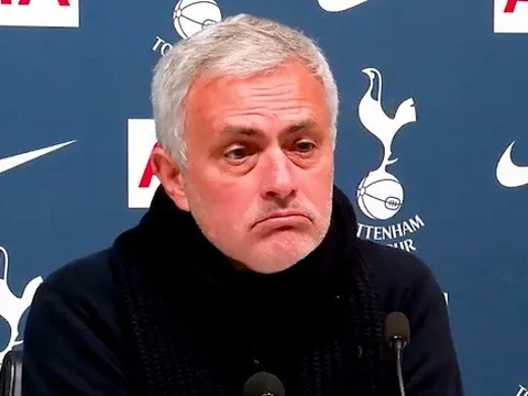 Mourinho lại có câu trả lời khiến phóng viên câm nín