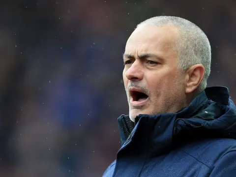 Mourinho lớn tiếng, đòi các cầu thủ Tottenham làm 1 điều giữa mùa dịch
