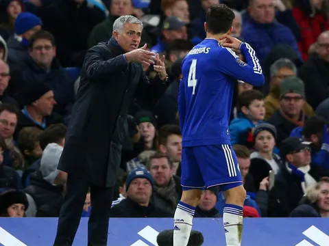 "Mourinho nói nếu tôi gia nhập thì Chelsea sẽ vô địch"