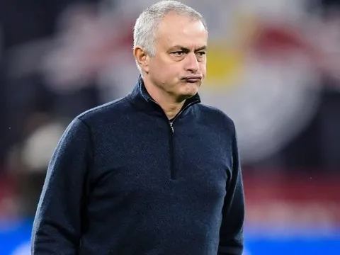 "Mourinho quá tiêu cực. Tottenham mất bản sắc"