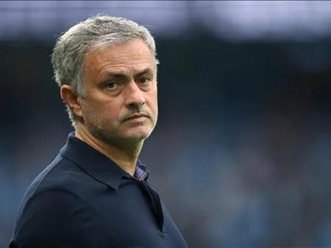 Mourinho: "Thật khó hiểu làm sao cậu ấy chưa bao giờ giành QBV"