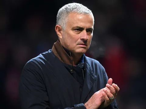Mourinho: "Tôi đang học tiếng Đức"