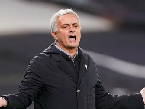 Mourinho và trận cầu thiếu 'kế hoạch A'
