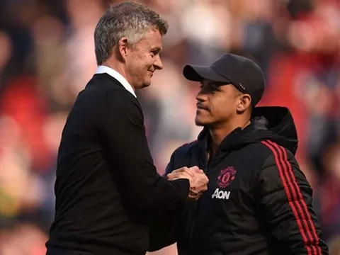 "Mùa tới, cậu ta có thể dễ dàng ghi được 20 bàn thắng cho Man Utd"