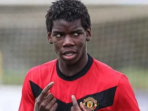 Muôn vàn kiểu tóc của Pogba từ thời 'trẻ trâu' đến hiện tại