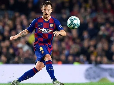 'Nạn nhân' của De Jong muốn được Barca làm rõ tương lai