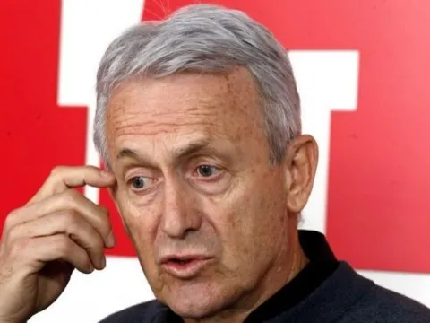 "Nếu không thể tiếp tục thành công, cậu ấy nên rời Real Madrid"