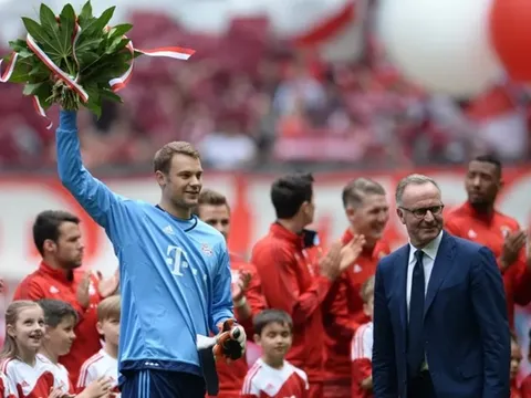 Neuer nổi đóa, sếp lớn Bayern lên tiếng trấn an dư luận