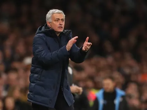 Cạn tình cạn nghĩa, Mourinho 'văng tục' liên hồi khi nhắc về Chelsea