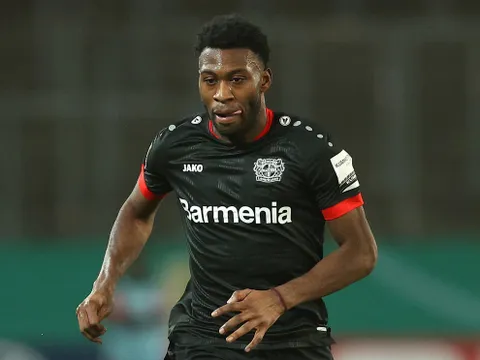 XONG! Fosu-Mensah nói rõ lý do chia tay Man Utd