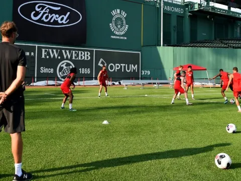 Ngày mai, Klopp sẽ trực tiếp "xem giò" 1 người