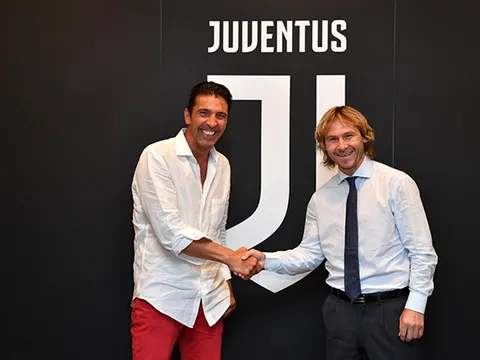 Ngày này năm xưa: Buffon, Nedved và hai thương vụ để đời của 'bố già' Moggi