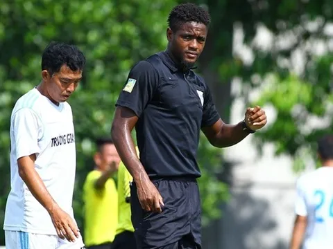 Ngoại binh Nigeria cách ly ở Đà Nẵng khi thử việc