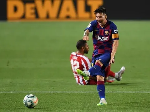 Ngôi đền 700 bàn Messi vừa bước vào có mặt những huyền thoại nào?