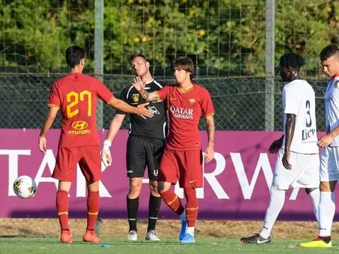 Người Argentina tỏa sáng, AS Roma nhẹ nhàng đánh bại "gã tí hon"