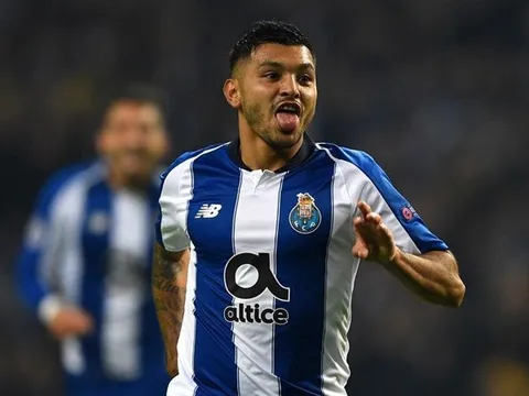 Người đại diện lên tiếng khi Chelsea quan tâm đến Corona