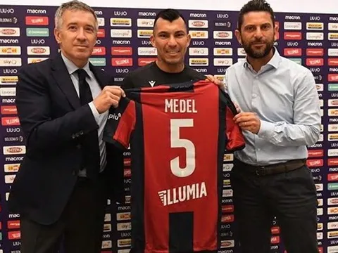 Người khiến Messi 'tắt điện' ra mắt tại Bologna