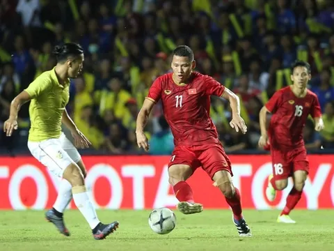 Người Thái và tân HLV Nishino: 10 năm, 10 ngày và bài học "vạ miệng" của kẻ bại trận