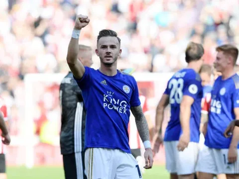 Người thay thế Maguire có kiến tạo, Leicester giành chiến thắng đầu tiên mùa này