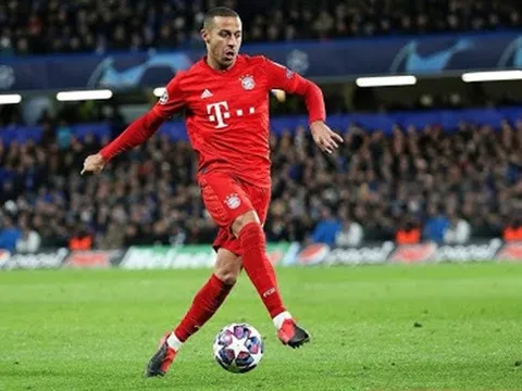 "Nhạc trưởng phù thủy" đem tai ương giáng xuống Bayern