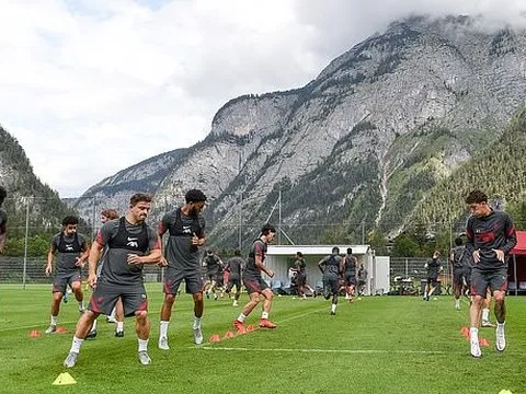 Nhận kết quả dương tính COVID-19, Liverpool vẫn hào hứng tập luyện