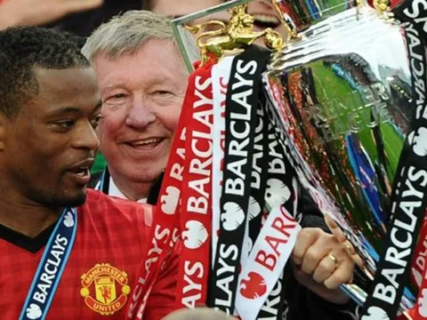 Nhìn lại sự nghiệp 21 năm thăng trầm của 'Thánh lầy' Man United