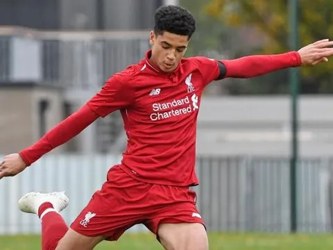 Những "ngọc quý" Liverpool sắp trình làng là ai?