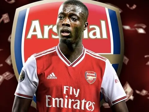 Nicolas Pepe và cú tát trực diện vào Man United