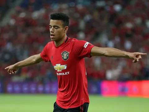 "Mỗi lần tôi bật TV, cầu thủ Man Utd đó đều ghi bàn"