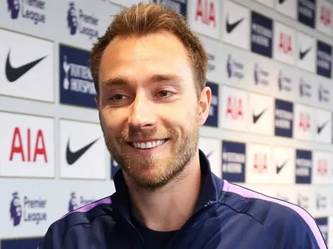 Thắng vất vả, Gà trống vẫn nuôi hy vọng giữ chân nhạc trưởng