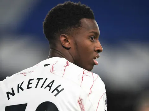 Vua chuyển nhượng báo tin, số phận của 'thần công tương lai' sẽ ra sao?