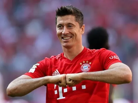 Nổ súng ầm ầm, 'Trọng pháo' Bayern được đồng đội khen nức nở