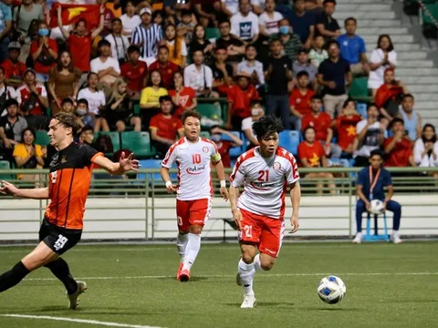 Nổ súng liên tục, Công Phượng báo tin cực vui cho HLV Park Hang-seo