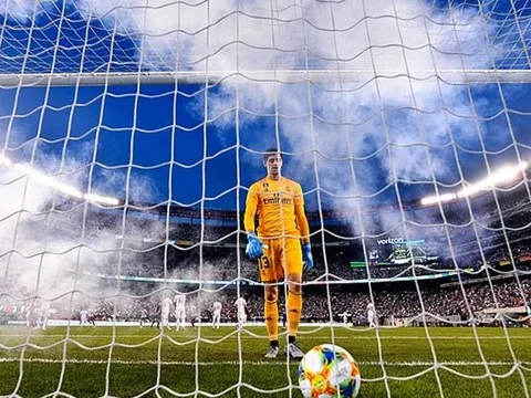 "Nói trước bước không qua" - Courtois nên nằm lòng điều đó