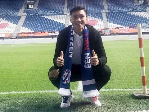 NÓNG: Đoàn Văn Hậu vượt qua bài kiểm tra y tế tại CLB SC Heerenveen