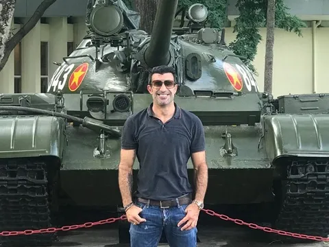 NÓNG! Huyền thoại Real Madrid đã có mặt ở Tp.HCM