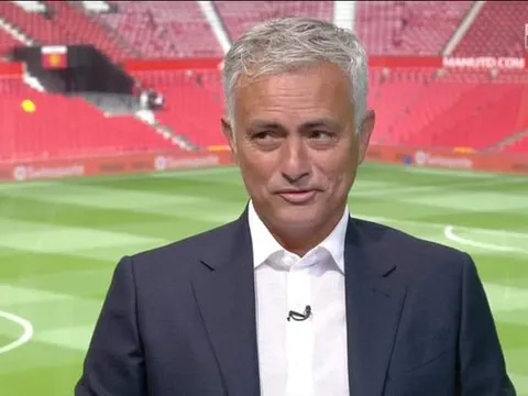 NÓNG! Mourinho lần đầu trở lại Old Trafford sau khi bị Man Utd sa thải